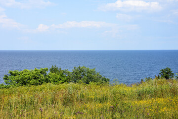Fototapeta na wymiar View from the village Korostyn on the Great Lakes Ilmen
