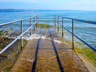 Path to the water