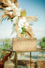wedding decoration decor fresh flowers and wedding box