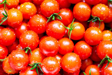 Cherry tomatoes freshly rinsed in water.