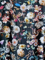 Blumenmuster auf Stoff