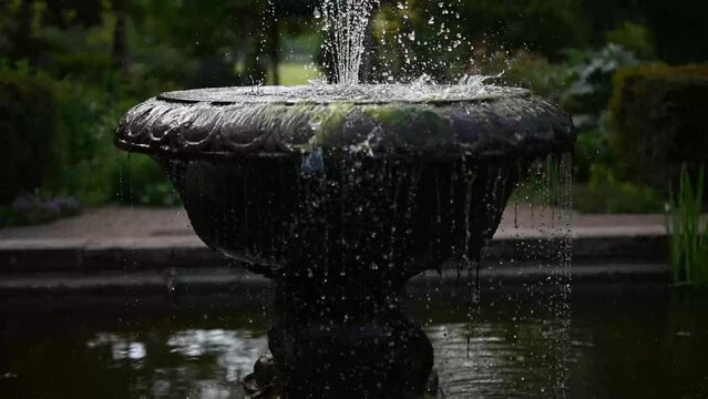 Fountain close up, Battersea park, may 2022 London