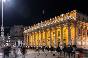 Obraz premium The Opera National of Bordeaux at night