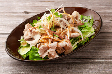 豚しゃぶ（ゴマだれ）