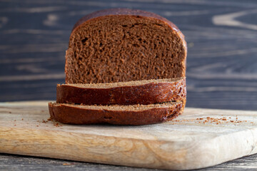 fresh rye bread cut into pieces for sandwiches