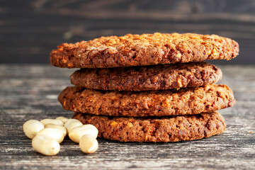 Fototapeta na wymiar delicious crunchy cookies with peanuts