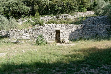 L'abri des garrigues appelé la capitelle dans le Gard - France