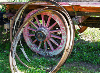 A red wagon wheel.