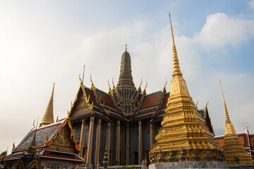 Fototapeta premium Wat Phra Kaew Temple, Landmark of Bangkok Province, Thailand
