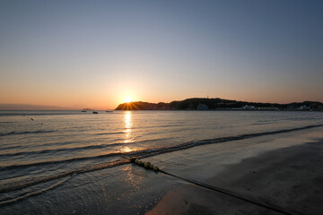 神奈川県逗子市逗子海岸からの夕日