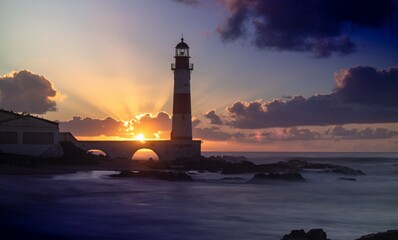 Aurora em Farol de Itapu&atilde; - Salvador - Bahia