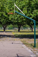 Fototapeta premium Canasta de baloncesto abandonada