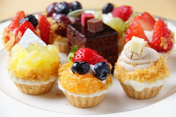 ケーキバイキング　フルーツケーキ