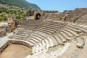 roman amphitheater