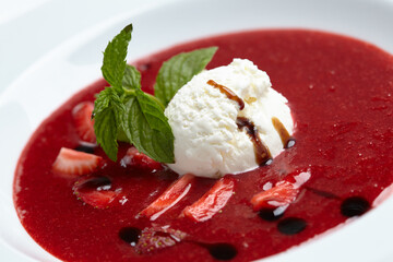 strawberry soup with ice cream