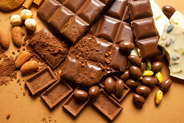  White chocolate. Various chocolates with milk and hazelnuts