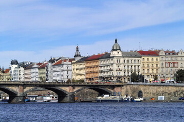 Obraz premium Picturesque view of the Old Town of Prague with its ancient architecture, the Palacký bridge and the River Moldau (Vltava), Czech Republic.