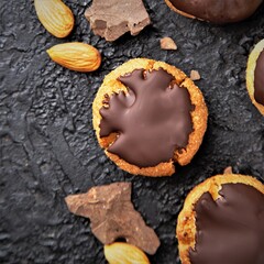 Chocolate keto cookies