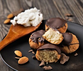 Chocolate keto cookies