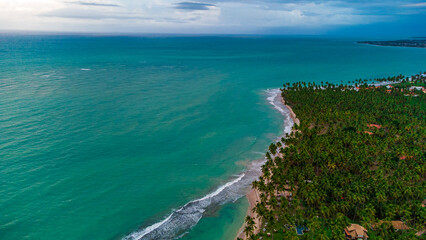 Ilha de Santo Aleixo em Pernambuco é um espetáculo de belezas naturais. Com origem vulcânica, praias com mar transparente e calmo.


