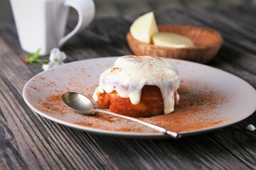 Cinnamon bun