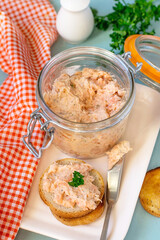Salmon rillettes with cream and mustard