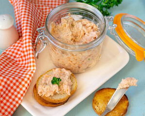 Salmon rillettes with cream and mustard