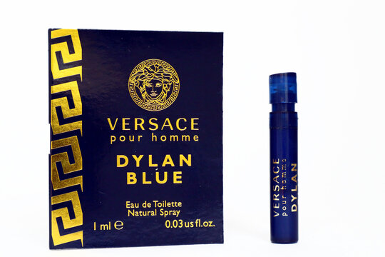 Italy &ndash; May 25, 2022: VERSACE Dylan Blue Eau de Toilette Natural Spray pour homme