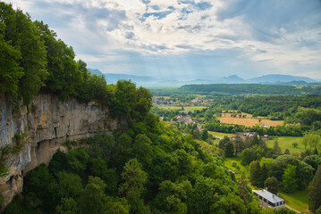 Fototapeta na wymiar Landschaft im Bugey in Frankreich