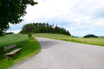 Landstraße über die bucklige Welt