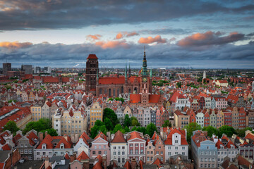 Obraz premium Aerial view of the beautiful Gdansk city at sunset, Poland