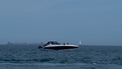 Obraz premium SAILING SHIP