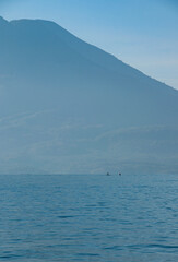 Obraz premium Paddleboarding on Lake Atitlan, Guatemala
