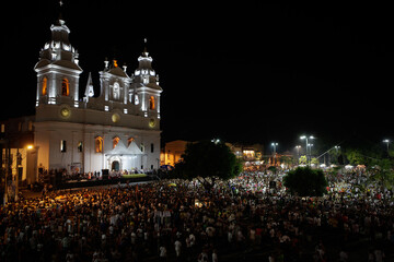 Fototapeta Crowd of people gathered in front of Sé Cathedral for the festivity of Círio de Nazaré, the largest Marian procession of the world, which happens every October in Belém, Pará, Amazon, Brazil. 2011. obraz