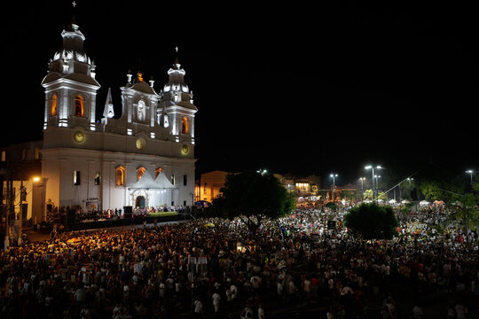 Crowd of people gathered in front of S&eacute; Cathedral for the festivity of C&iacute;rio de Nazar&eacute;, the largest Marian procession of the world, which happens every October in Bel&eacute;m, Par&aacute;, Amazon, Brazil. 2011.