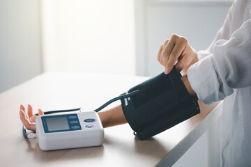 self blood pressure and heart rate measurement