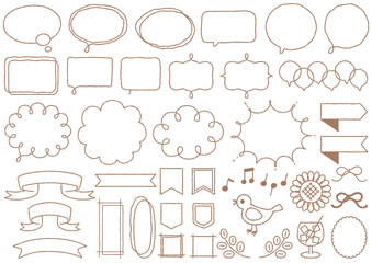 手描きのシンプルな吹き出しのセットイラスト