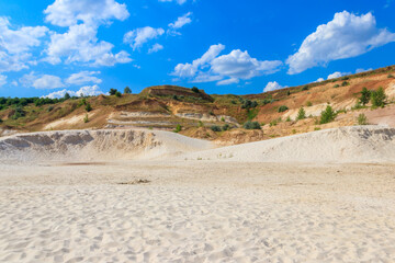 Fototapeta na wymiar View of the white sand hills