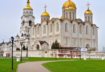 Fototapeta na wymiar Old Russian Assumption Cathedral