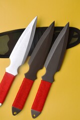 Throwing combat knife for sport and leisure