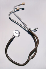 Medical stethoscope for cardiology examination
