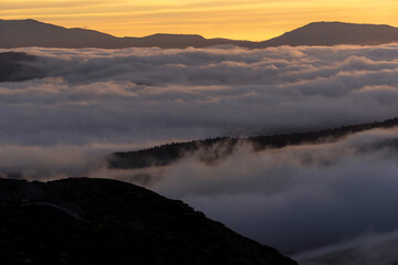 Obraz na płótnie Canvas Incredible cloud inversion landscape view of the Rhinogydd in Snowdonia UK