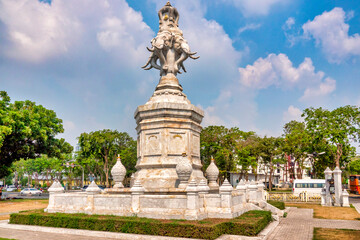 Fototapeta na wymiar Rama IX Golden Jubilee Monument