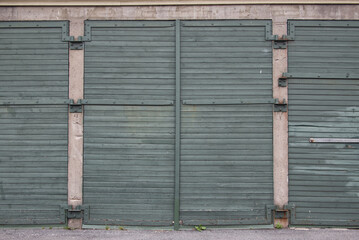 Obraz na płótnie Canvas Doors on old stable.