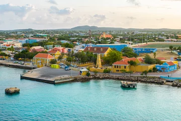 Fotobehang Bonaire, Kralendijk cruise port and historic fort. © Nancy Pauwels