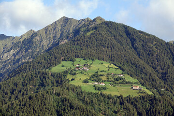 Fototapeta na wymiar Riffian am Meraner Höhenweg