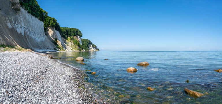 Panorama of the chalk cliffs on R&uuml;gen (Ruegen) island, Baltic sea, Mecklenburg-Vorpommern, Germany