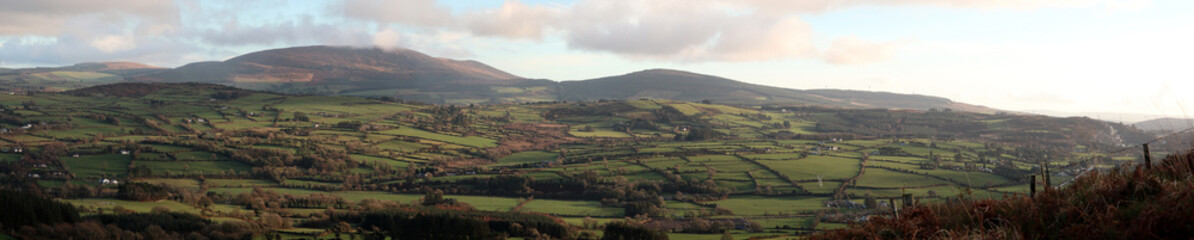 Fototapeta na wymiar Claragh Mountain - Clara - Millstreet - Cork - Ireland