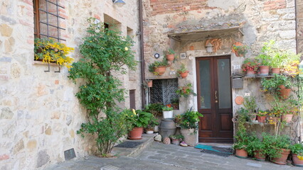 italy's old house