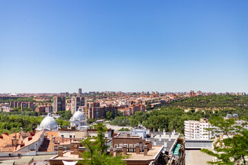 Fototapeta na wymiar Madrid. Panoramic view of the city of Madrid from Parque del Oeste. Completely clear day. In Spain. Europe. Photography.